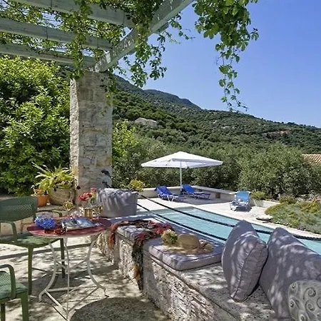 Aurora Villa